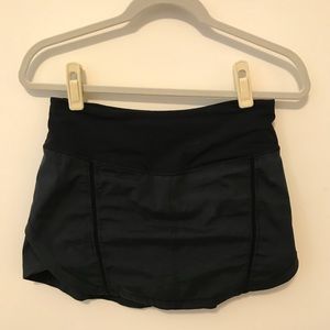 Lululemon skort - great condition!